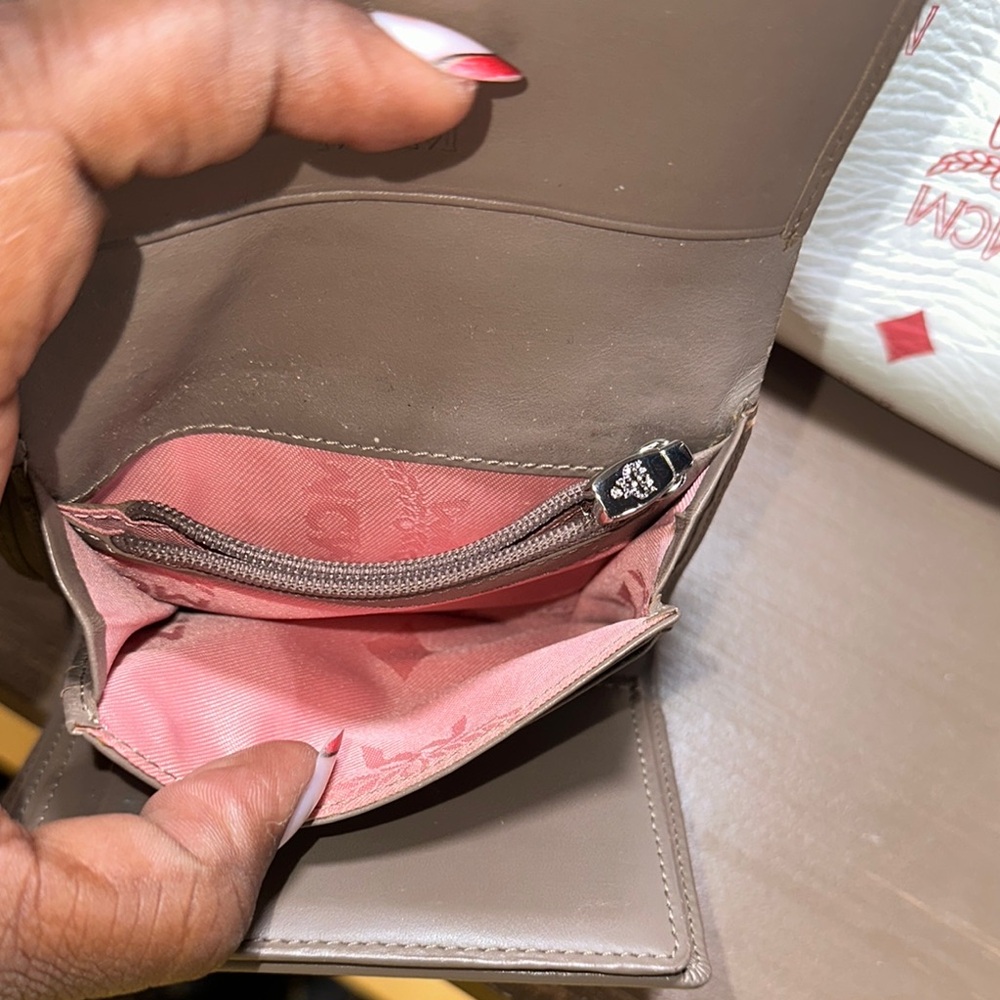 MCM Women's Handbag with Wallet - Picture 8 of 15